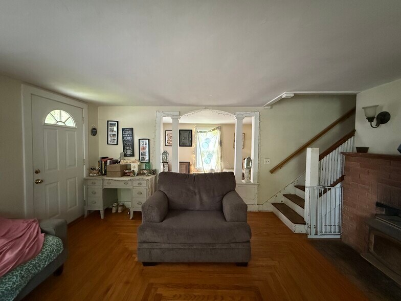 Building Photo - 2770 Slaterville Rd