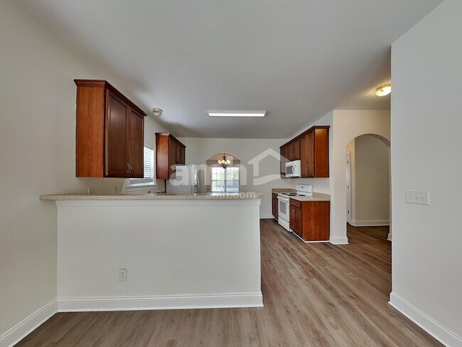 Building Photo - 1013 Triple Crown Dr