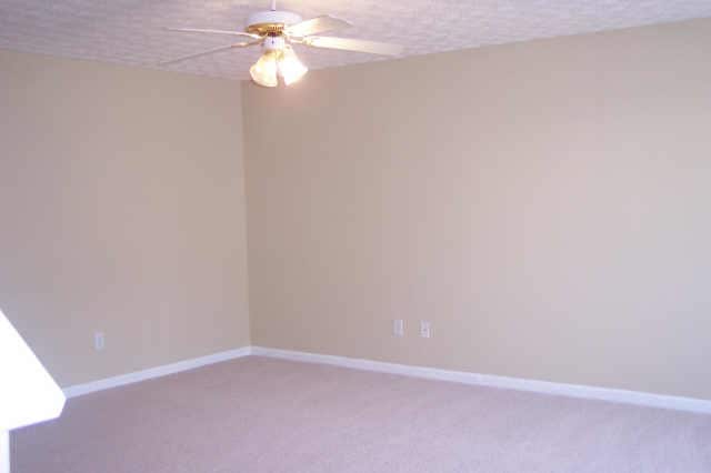 Building Photo - 3021 Fields Dr