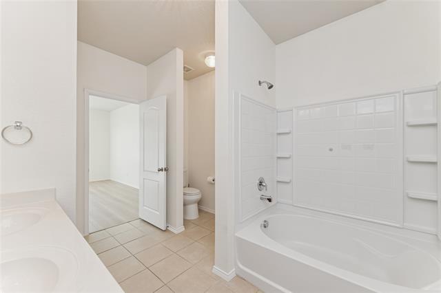 Building Photo - 9108 Blackstone Dr