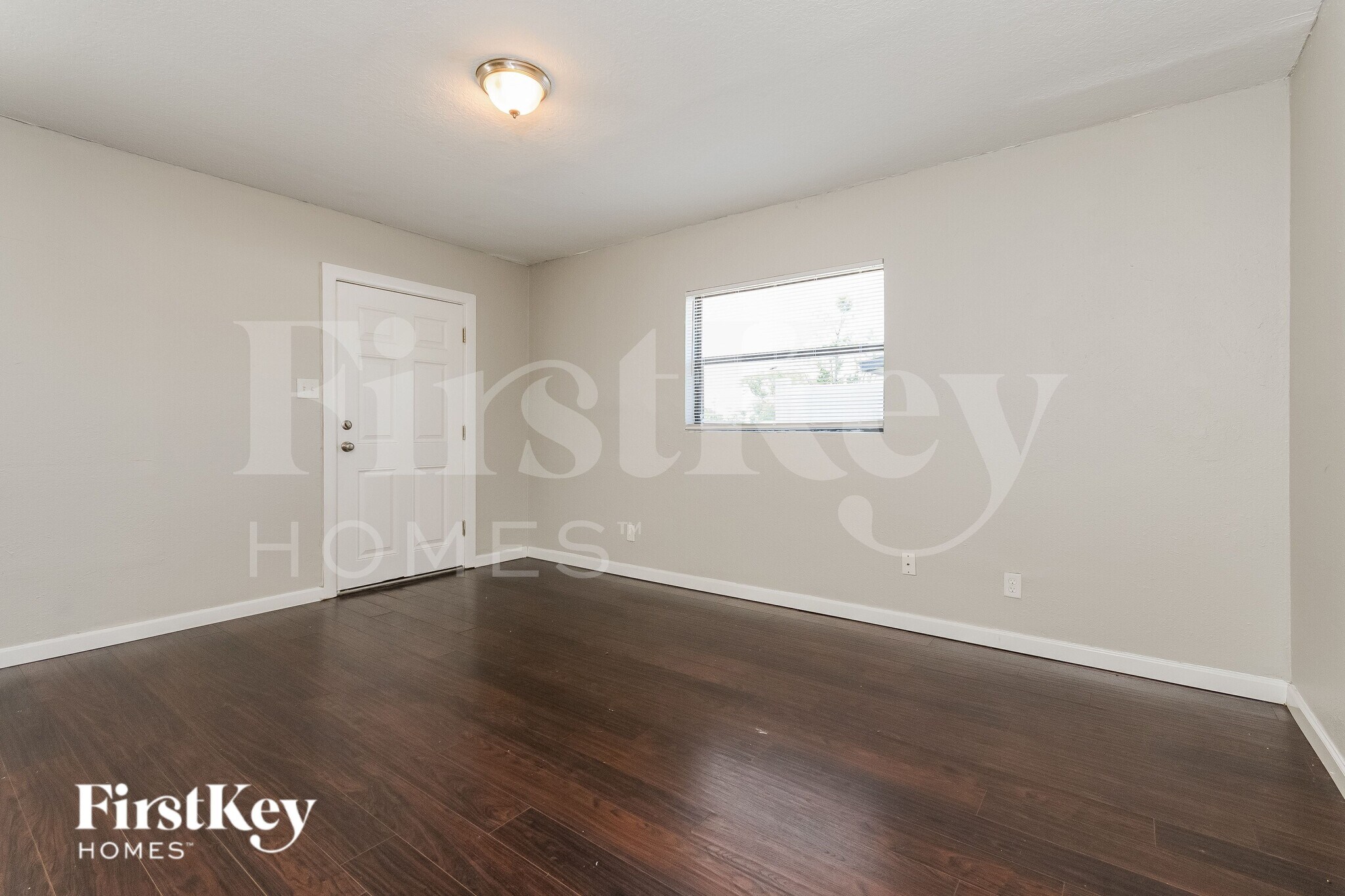 Building Photo - 7706 Aviano Ave