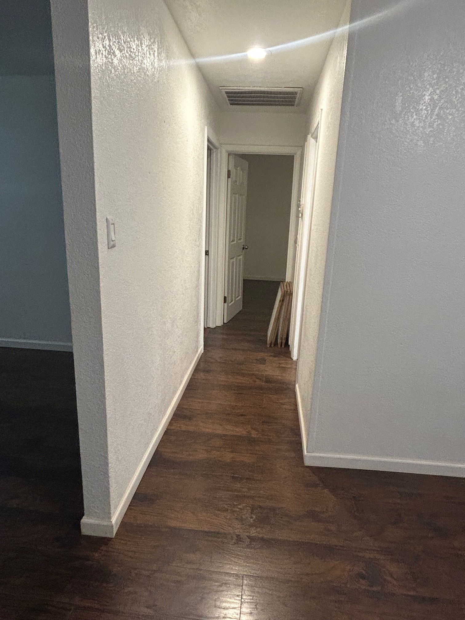 Building Photo - 603 N 1st St