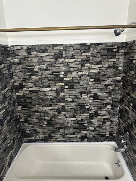 Building Photo - 2441 Old Knoxville Pike