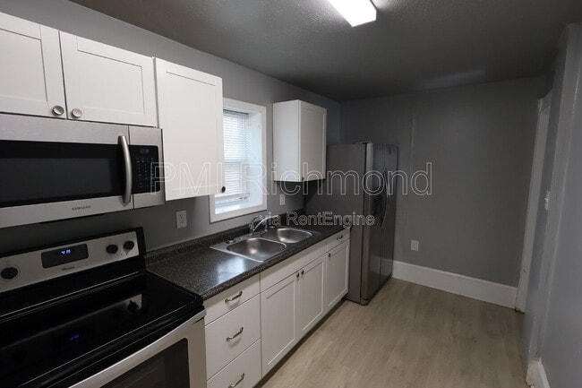 Building Photo - 104 Lee Ave