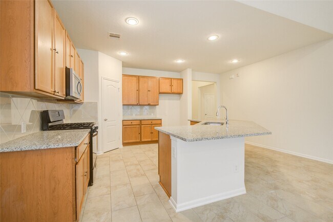 Building Photo - 24018 Adobe Ridge Ln