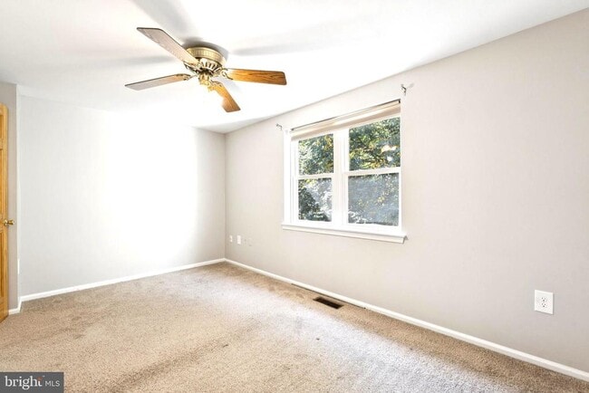 Building Photo - 32 Dorrell Ct