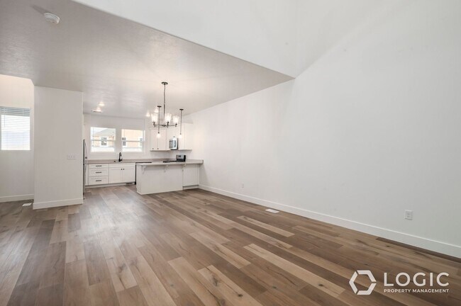 Building Photo - Brand New Townhome in Lehi Utah!