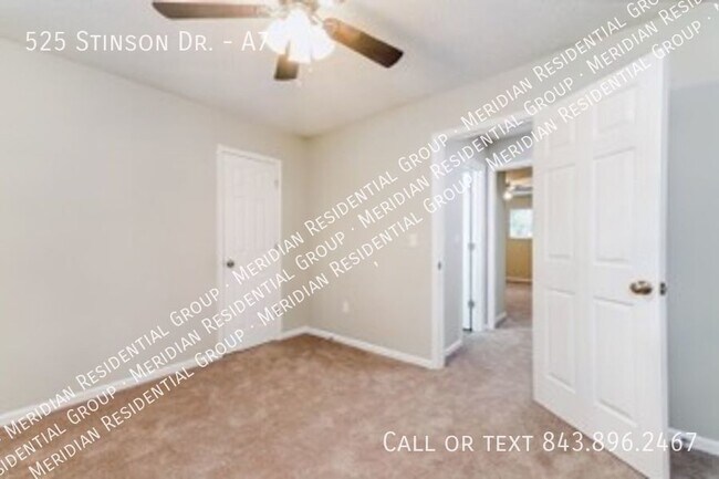 Building Photo - 525 Stinson Dr