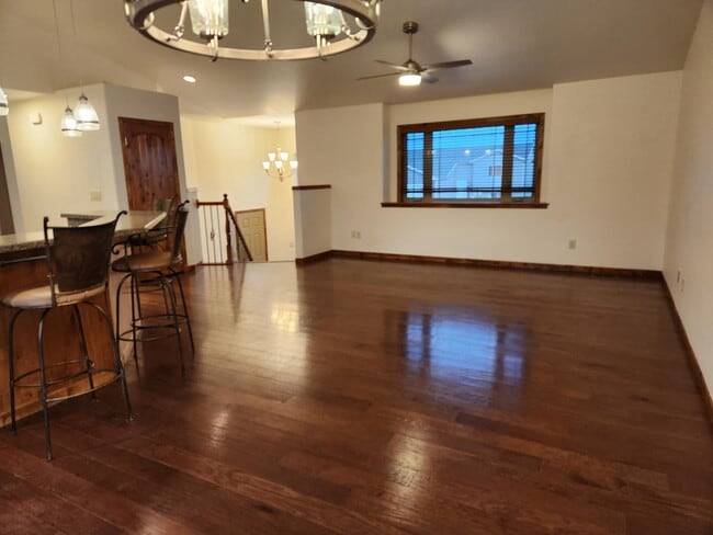 Building Photo - 737 Copperfield Dr