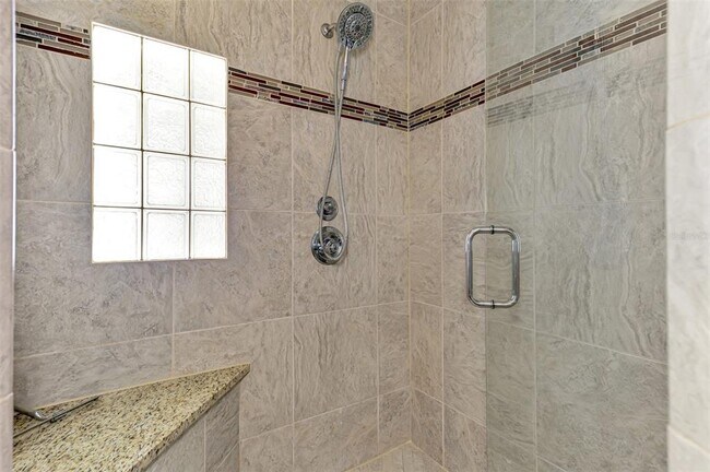 Building Photo - 4946 Commonwealth Dr