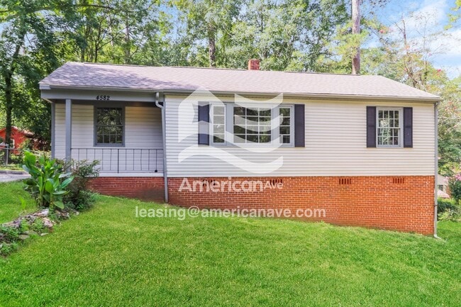 Building Photo - 4582 Shadow Lawn Dr