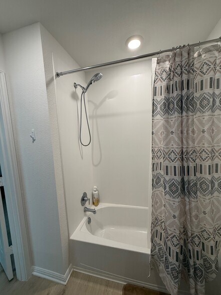 Building Photo - 2916 Owl Head Dr