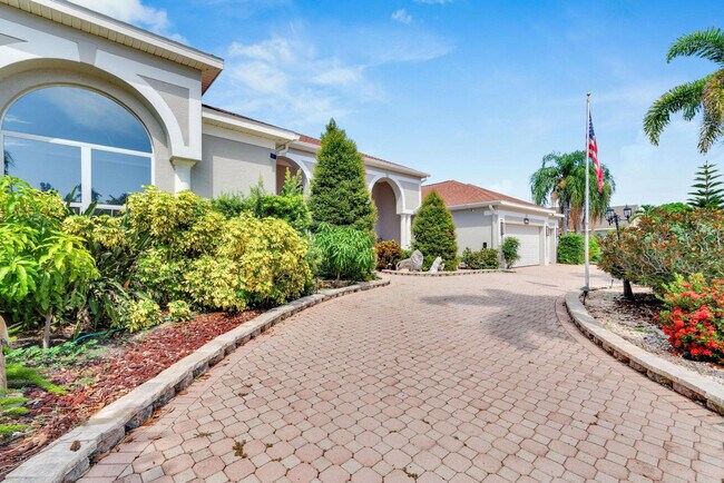 Building Photo - 941 Bunker View Dr