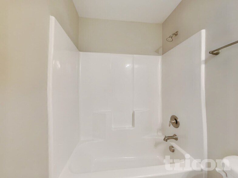 Building Photo - 15 E Goodwin Chase Ln