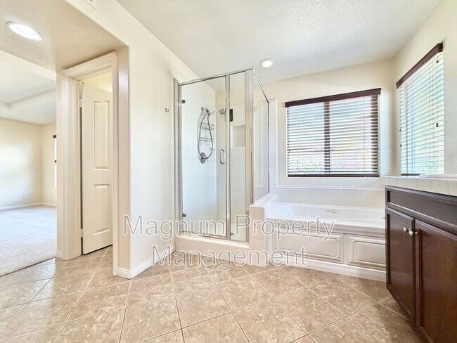 Building Photo - 29998 Couples Ave