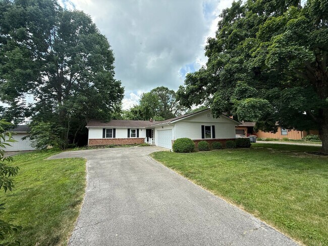 Primary Photo - 3025 Greenbrier Ave