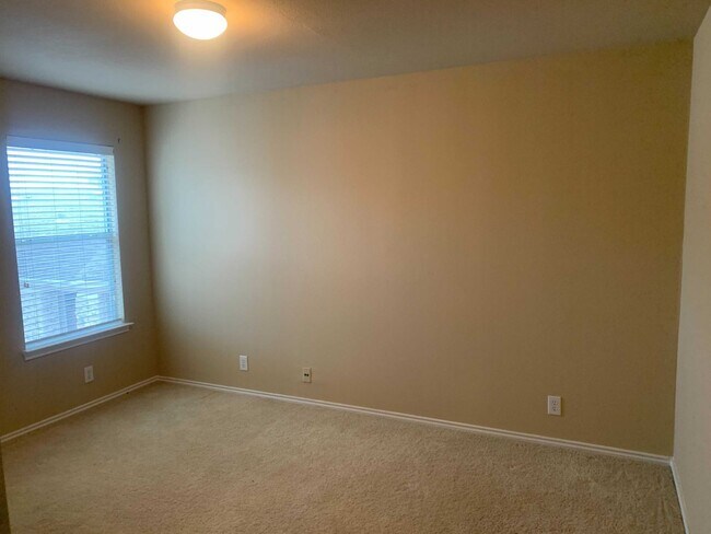 Building Photo - *COMING SOON* Gated Community: 3-Bedroom with Upstairs Loft, Fenced Backyard & Prime Location!