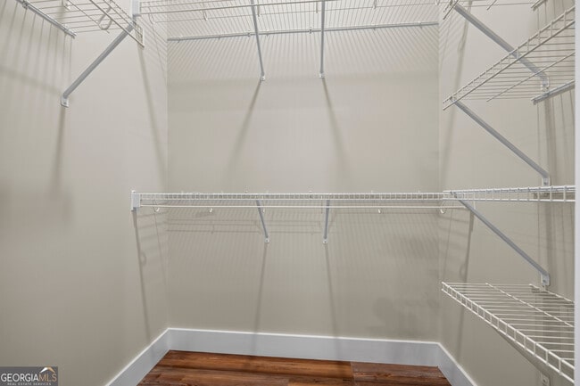 Building Photo - 958 Church St