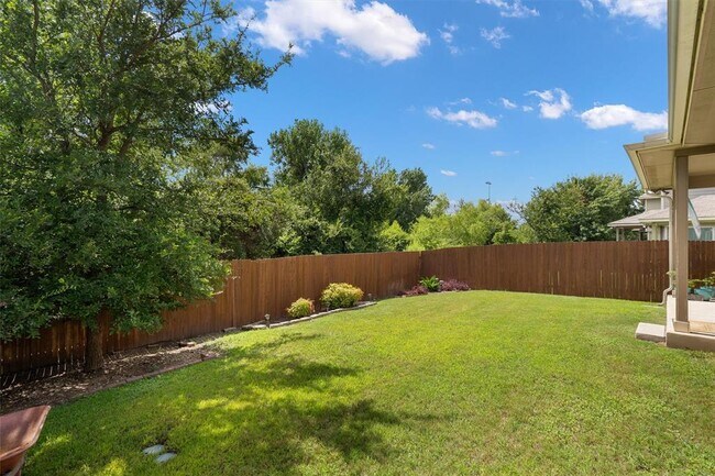 Building Photo - 8540 White Ibis Dr