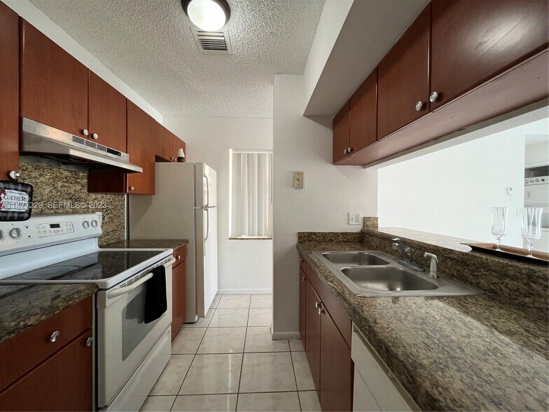 Building Photo - 11584 NW 44th St