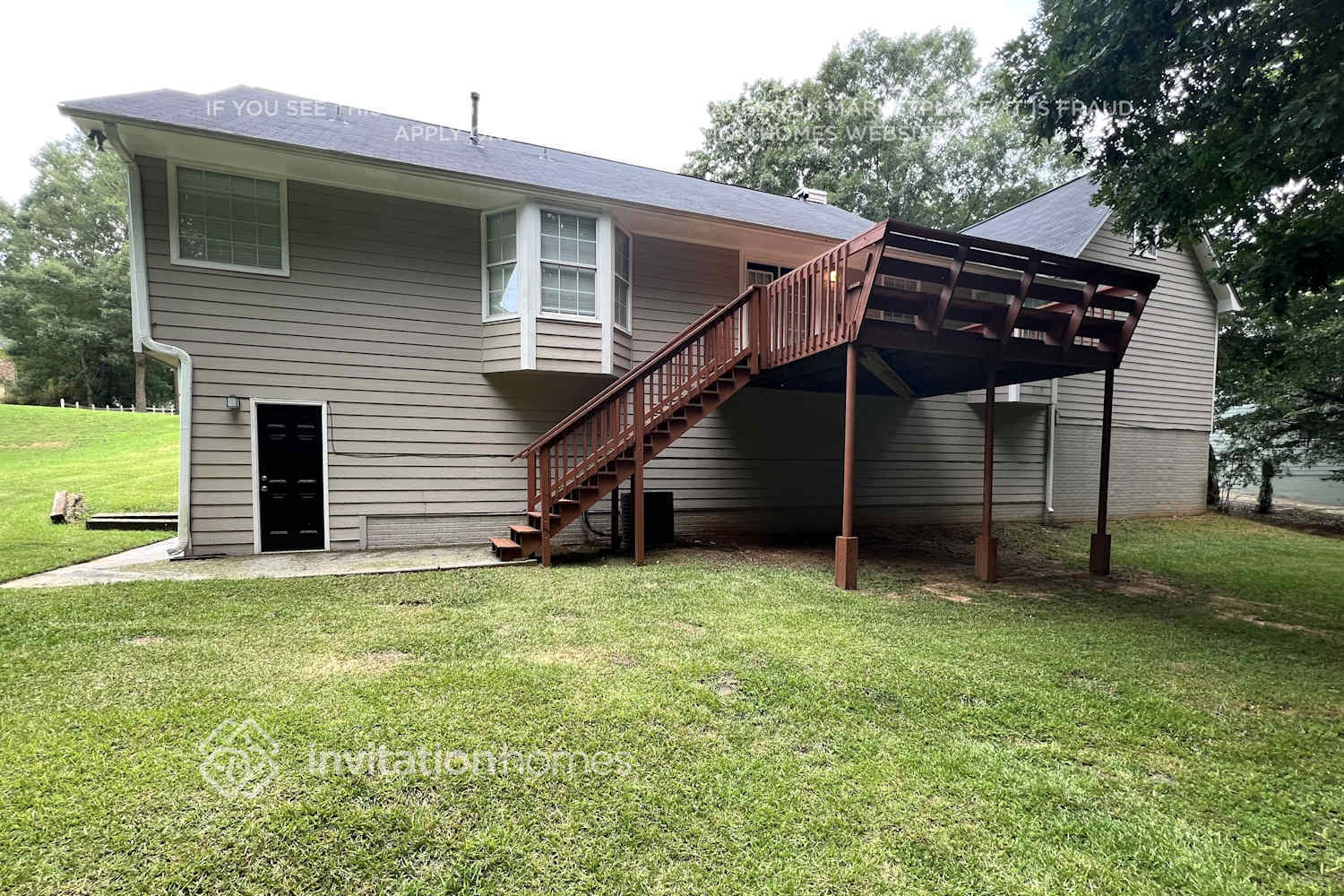 Building Photo - 352 McKenzie Dr