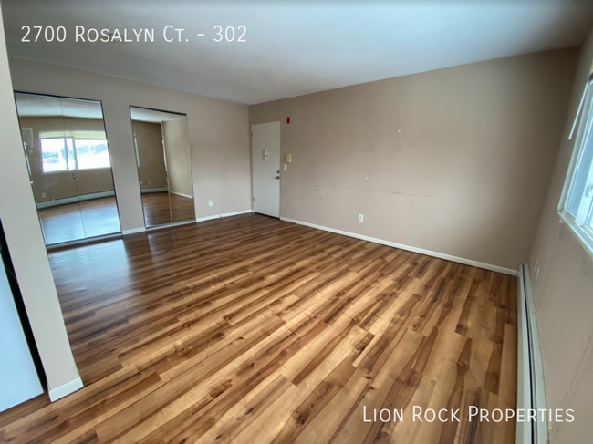 Building Photo - Charming Condo in New Hope for $1,375/month!