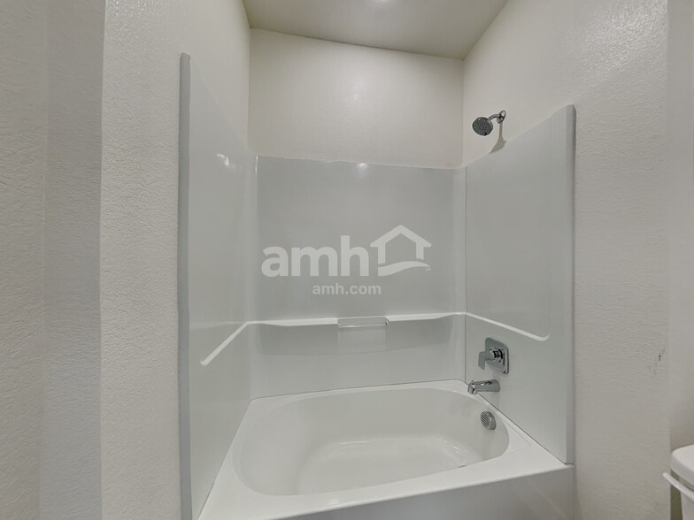 Building Photo - 3989 Patterdale Pl