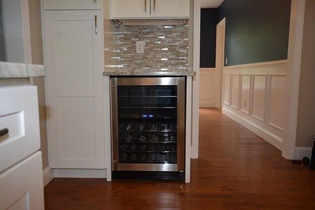 Kitchen Wine Refrigerator - 40 Green St