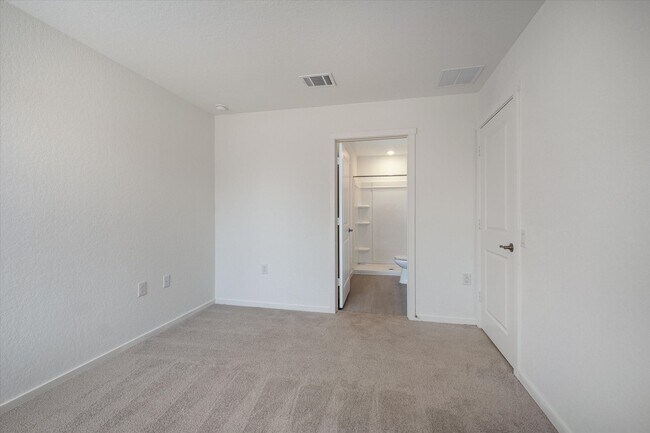 Building Photo - 13523 Verplank Bnd