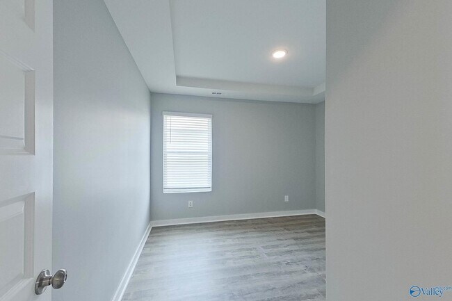 Building Photo - 6401 Upchurch Dr