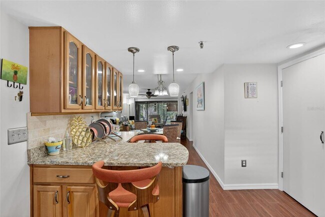Building Photo - 1166 Carmel Cir