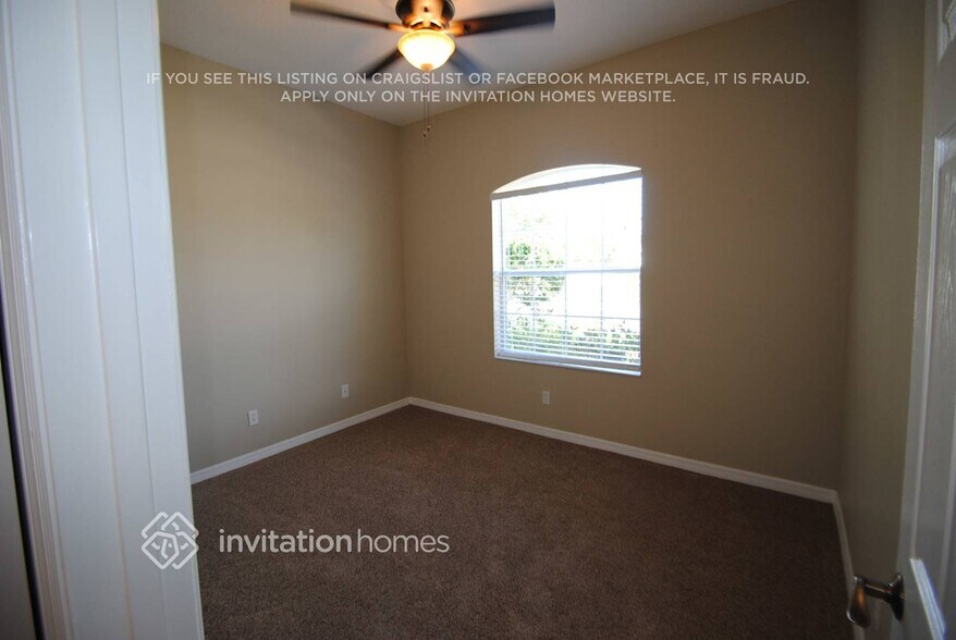 Building Photo - 11465 56th St Cir E