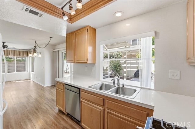 Building Photo - 977 Auburn Rd