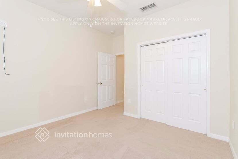 Building Photo - 1934 Magical Ln