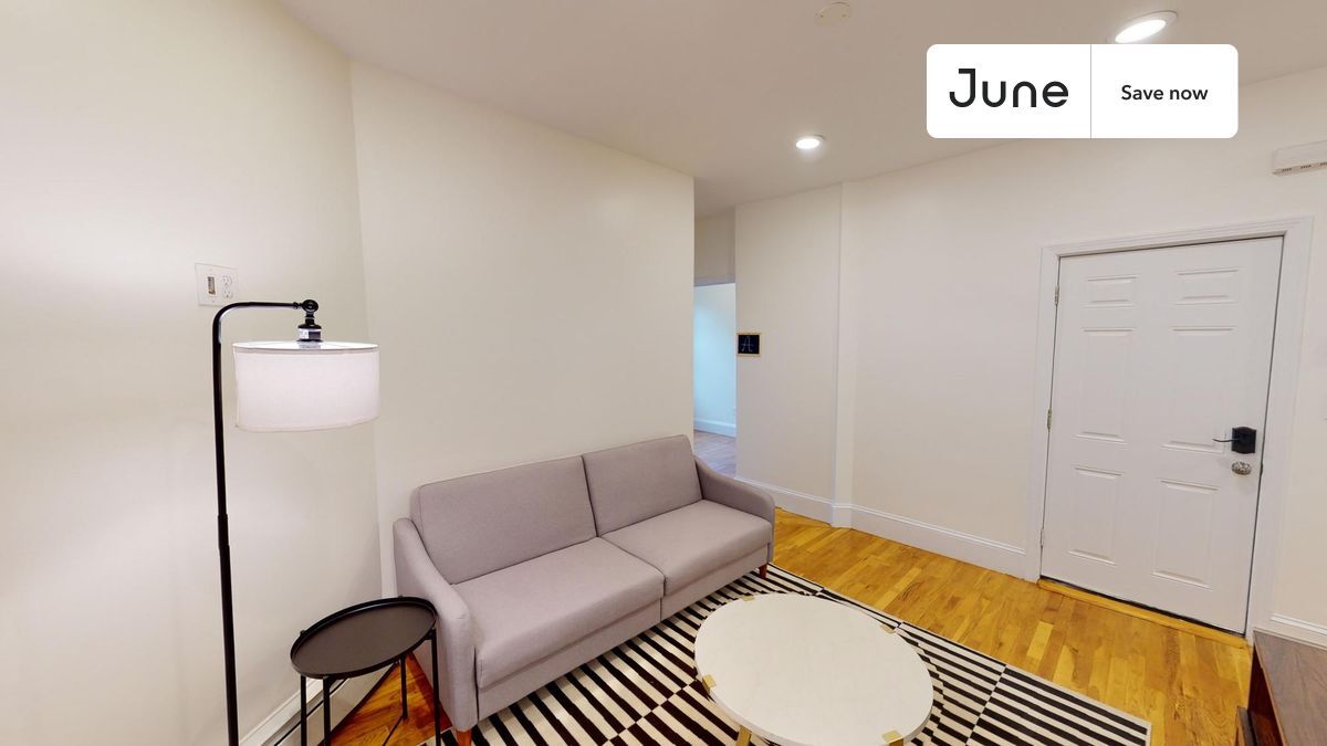 Building Photo - 21 Rossmore St