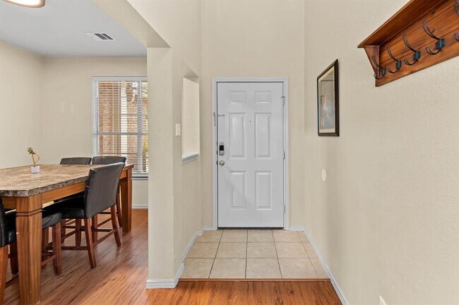 Building Photo - 1400 Orange Spice Ct