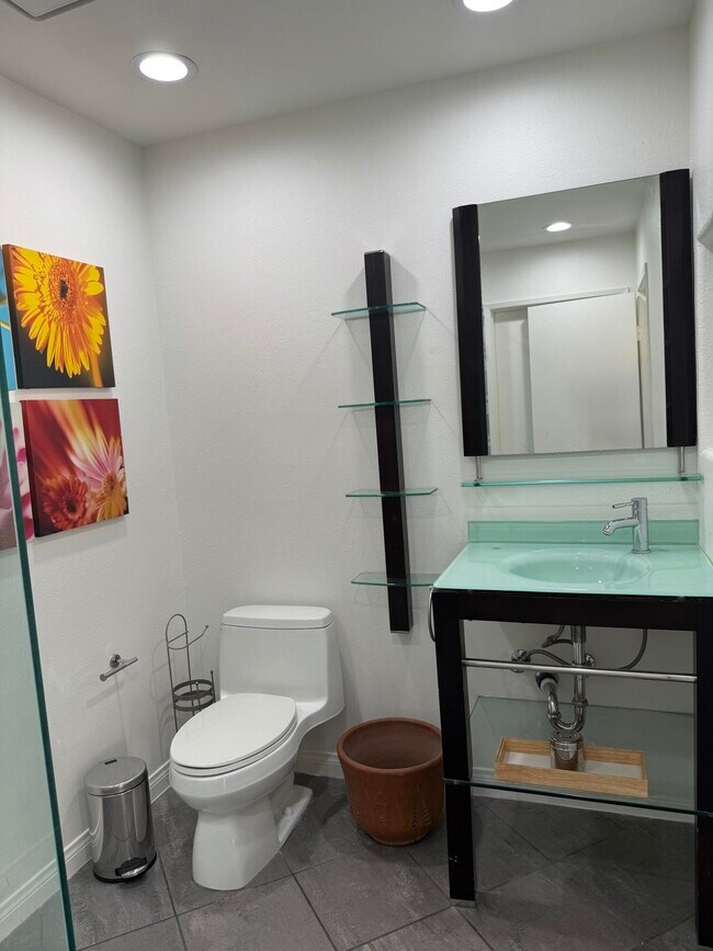 Building Photo - 78125 Crimson Ct