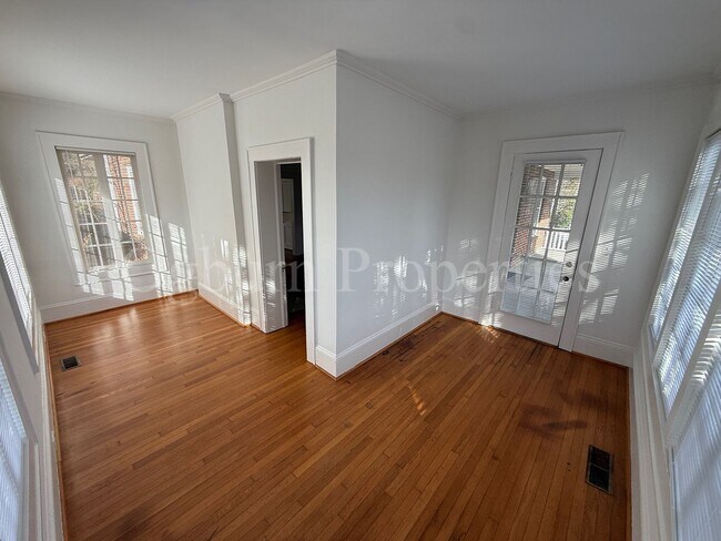 Building Photo - 603004- 1517 W. FIRST STREET