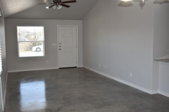 Building Photo - 1811 Ute Trail