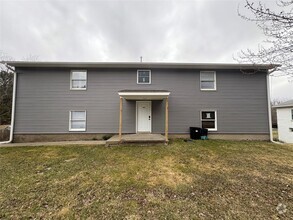 Building Photo - 106 Burr Ave