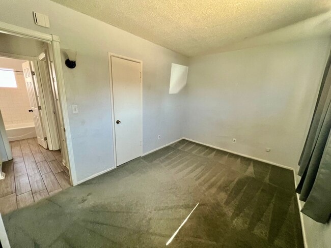 Building Photo - 5531 Cahuilla Ave