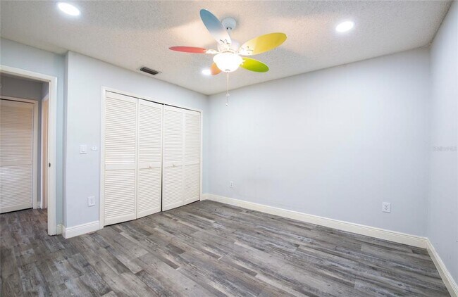 Building Photo - 2390 Bentley Dr