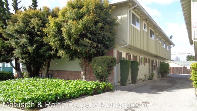 Primary Photo - 2 br, 1.5 bath Apartment - 1146 Pierce St.