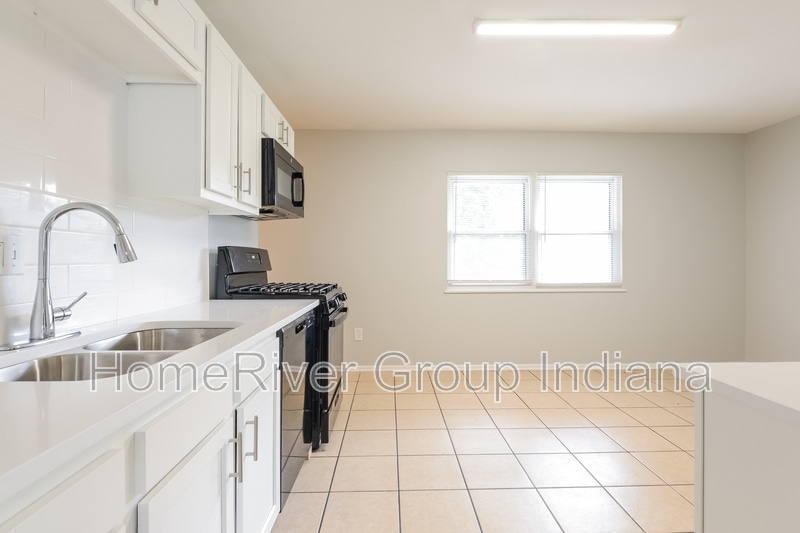 Building Photo - 4332 Exmoor Ct