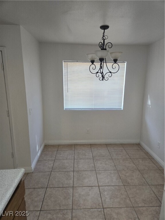 Building Photo - 2706 Jennydiane Dr