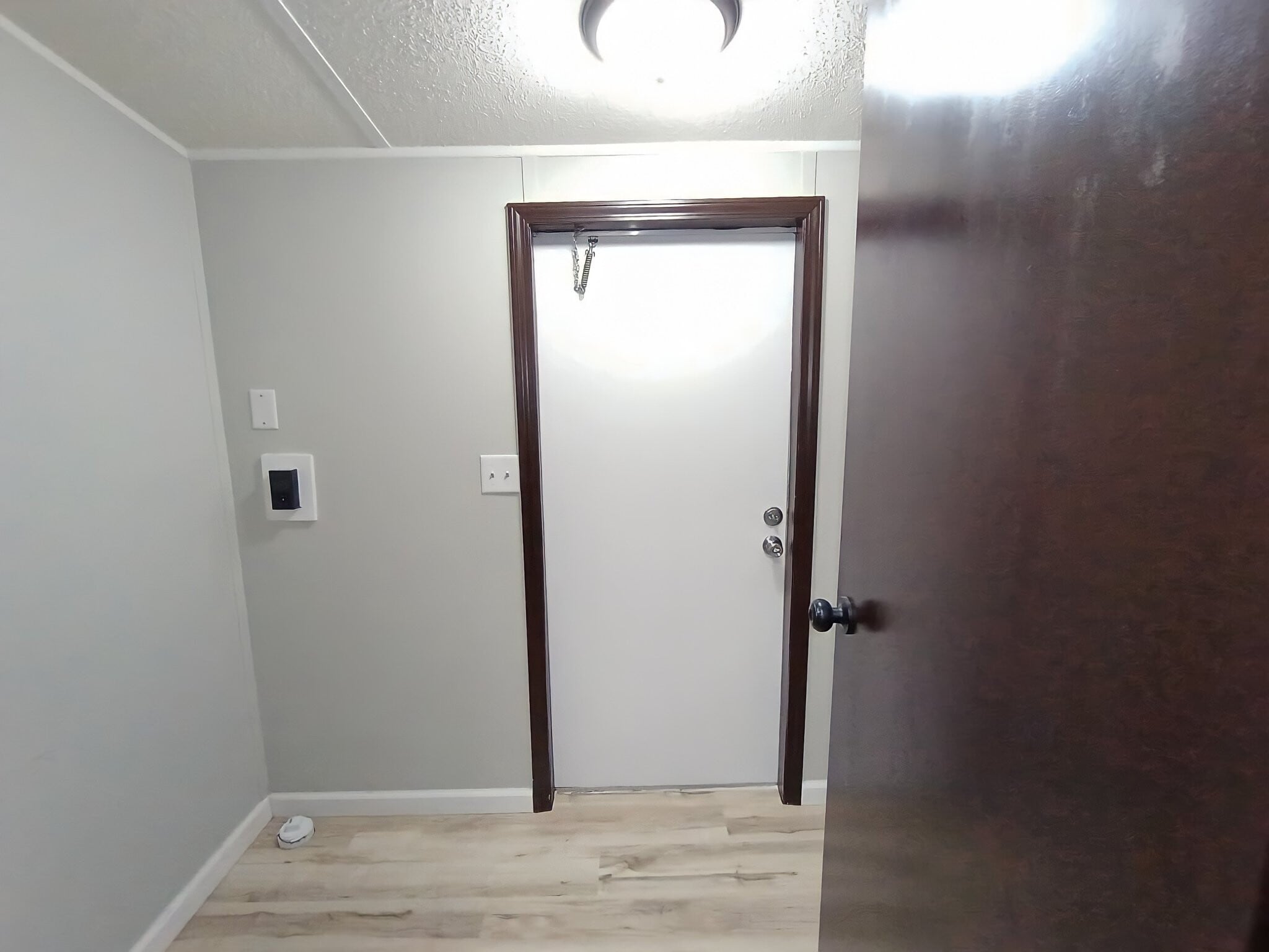 Building Photo - 1 Deerwood Park