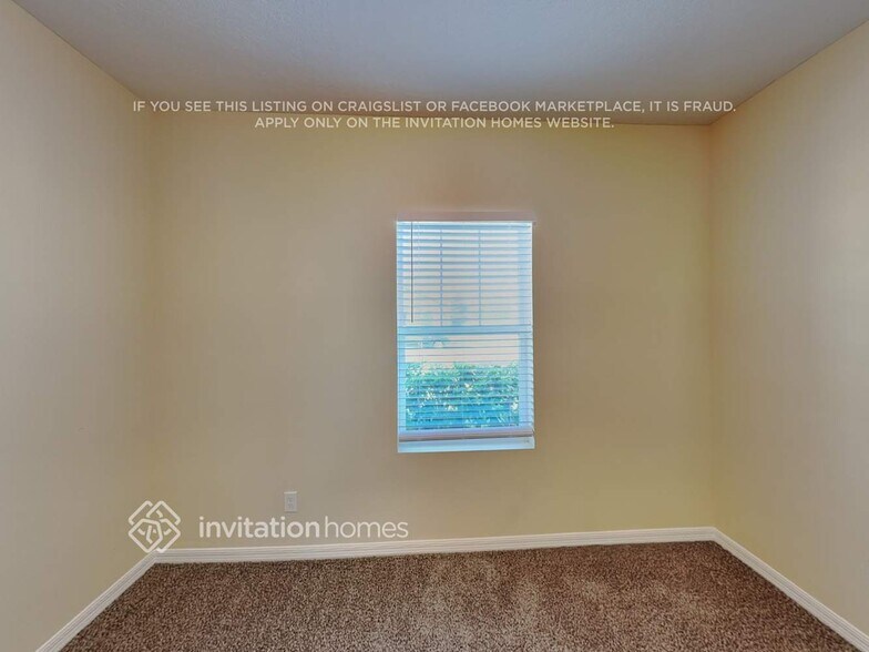 Building Photo - 5801 Bovine Dr