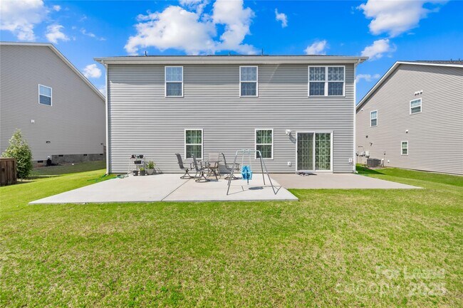Building Photo - 7106 Waterwheel St SW