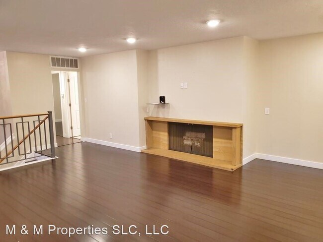 Building Photo - 4 br, 3 bath House - 2312 E Catalina Dr