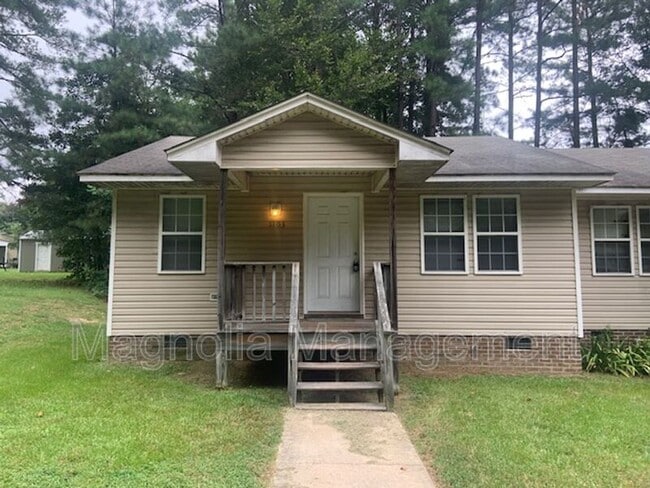 Primary Photo - 1103 Alexander Ave